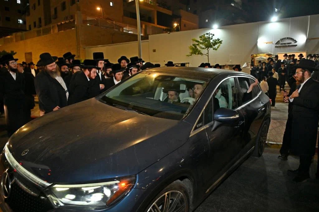 הפתעה ענקית לנהגים; רבי אלימלך בידרמן מגיע ל'ווייז'