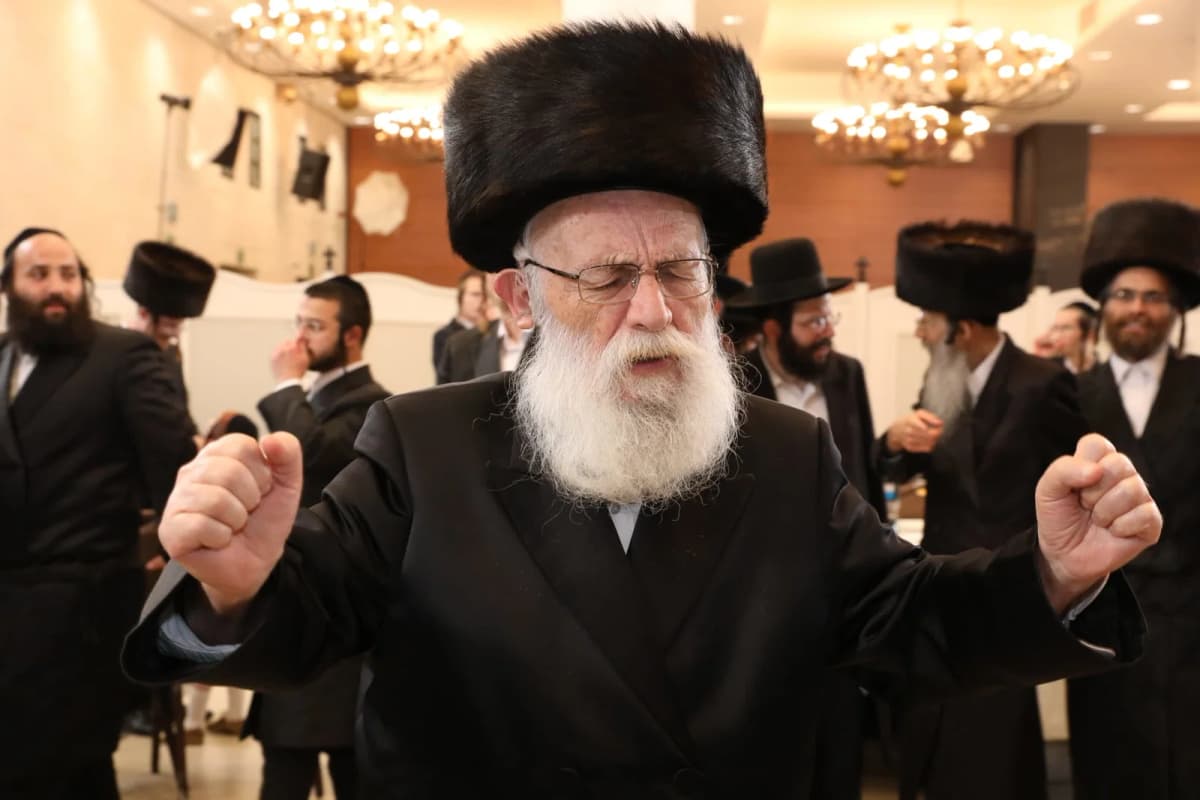 החסיד שהפתיע את צאצאיו בשיחת טלפון מטלטלת עם צוואה ממיטת חוליו הלך לעולמו