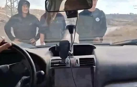 תקרית דיפלומטית חמורה: פורעים יהודים תקפו דיפלומטים מצרפת ובלגיה ביו"ש