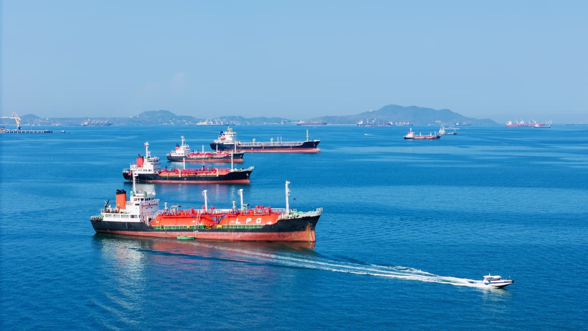 Iran Says Second Supertanker Hit Mine and Caught Fire in Hormuz
