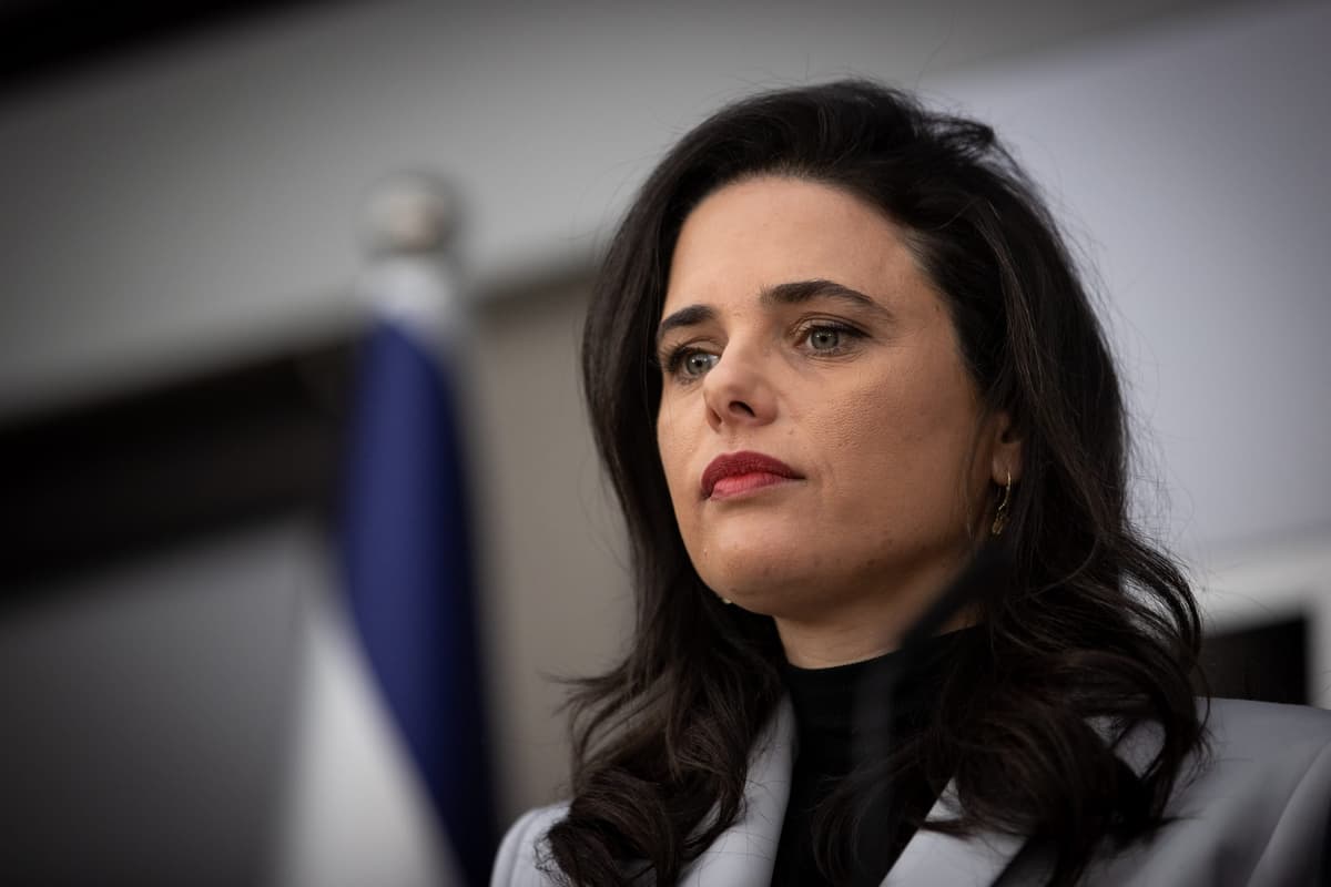 Shaked: "Netanyahu Asked Bennett to Form Government With Abbas"