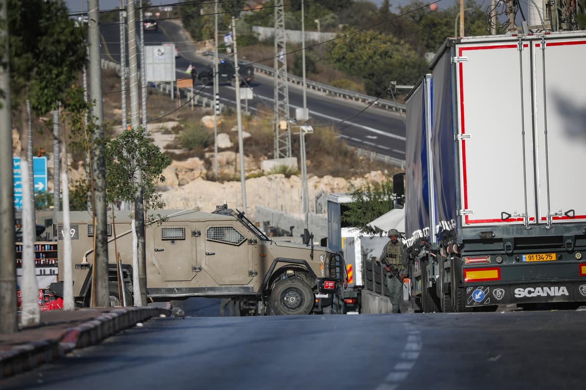 Netanyahu Orders Hebron Closure, Judea and Samaria Lockdown After Shooting