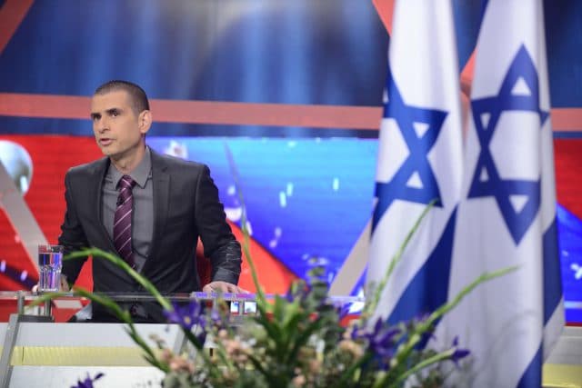 מאומץ ומאולץ: “ארץ נהדרת" לא מצחיקה