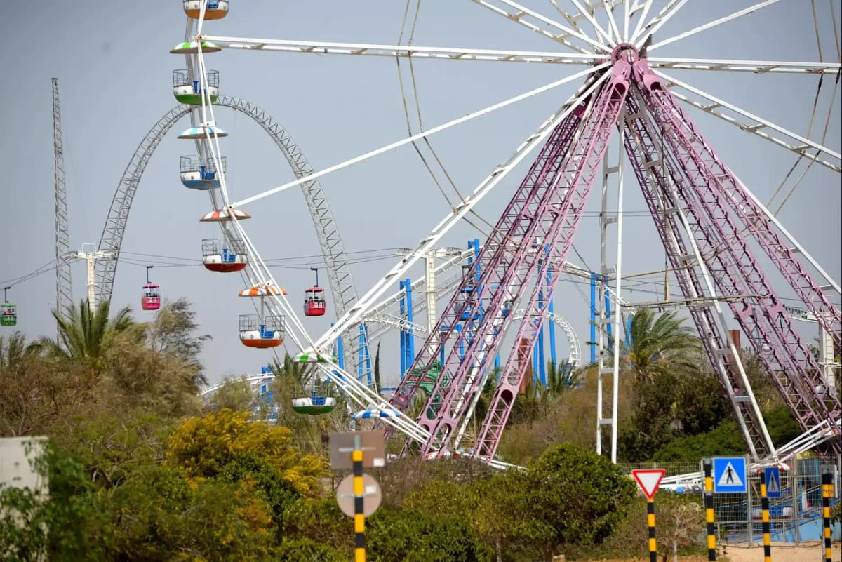הפטור נמשך: סופרלנד ולונה פארק ימשיכו להכניס מלווים בחינם
