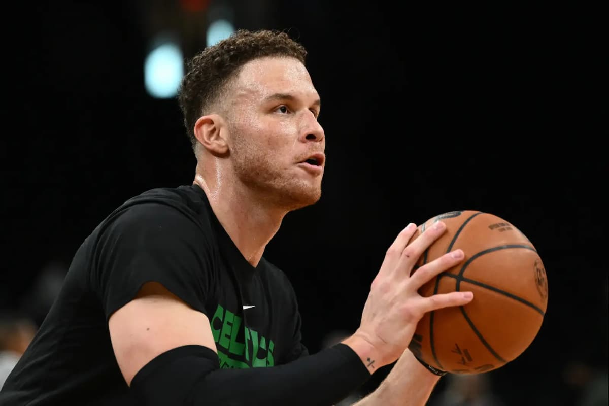 בלייק גריפין נשאל על איברי המין ב-NBA. כך הוא השיב