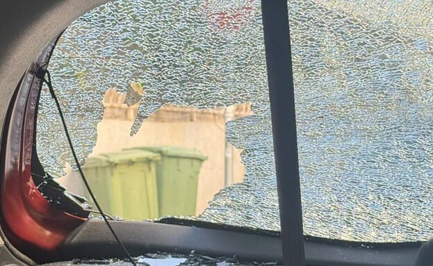 "עברה וחבטה בלי סיבה, היינו בהלם": שורת עדויות על אישה שתוקפת עוברי אורח בת"א
