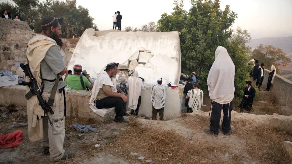 IDF Hunts Suspects After Jewish Holy Site Torched in Samaria