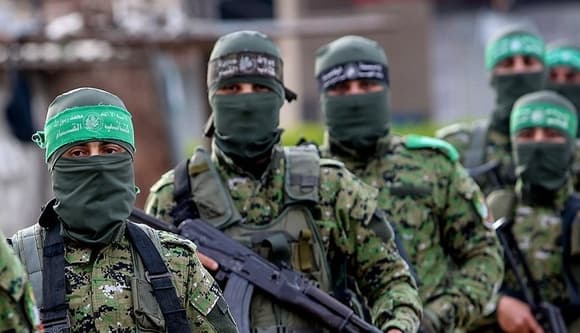 ХАМАС зарабатывает миллионы долларов на гуманитарных грузах в секторе Газа