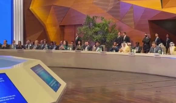 Представители Турции и Ирана покинули зал во время выступления Герцога