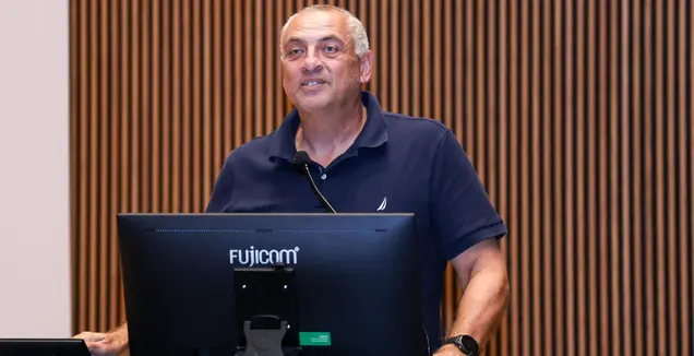 אבדיה, בית הלחמי, ינאי וננו: פרישמן פותח הכל