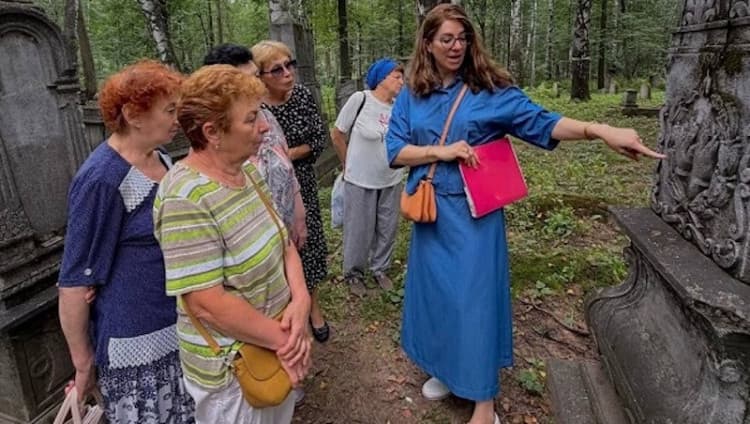 В Перми проводят экскурсии по еврейскому кладбищу