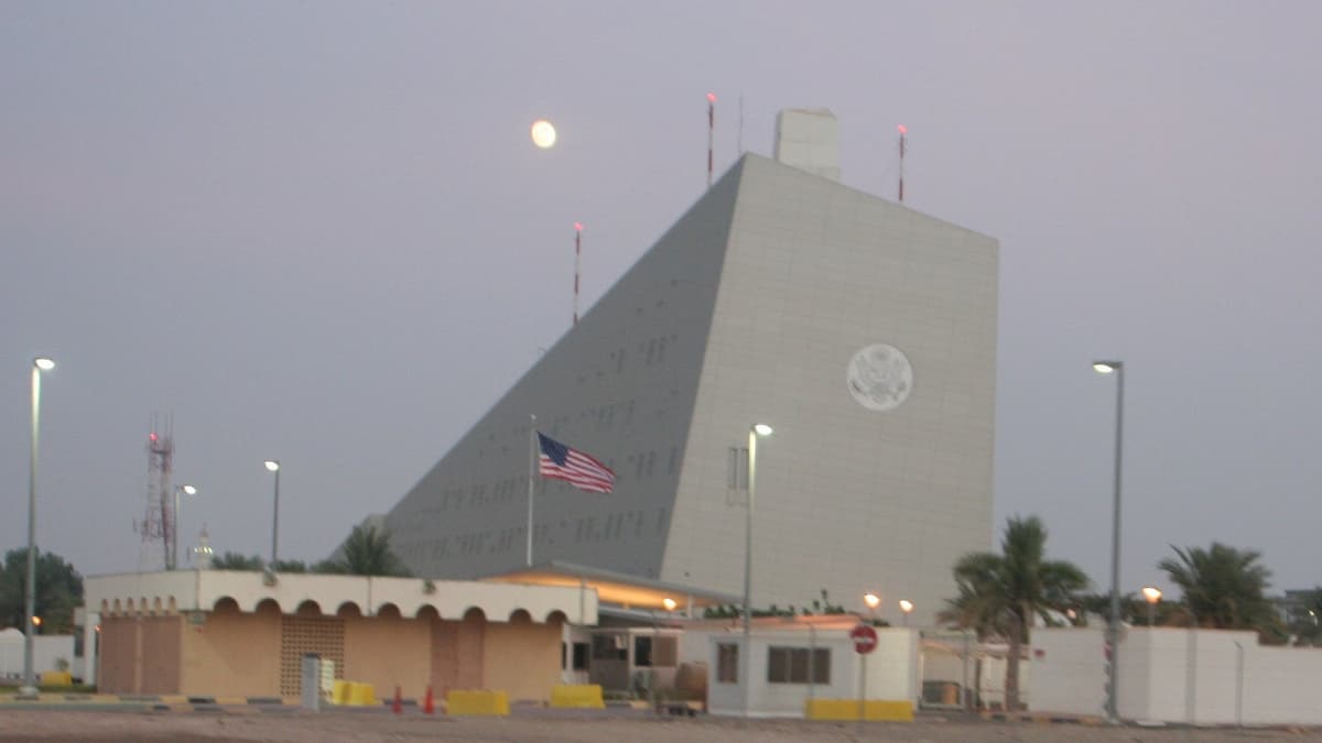US Prepares Gulf Embassy Evacuations as Houthi Attacks Intensify