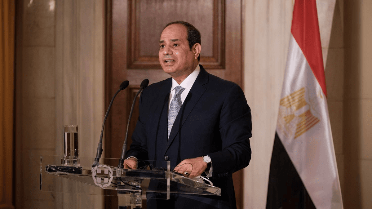 Egypt Moves Closer To Joining Fight Against Houthis; Saudi Apache Helicopter Downed