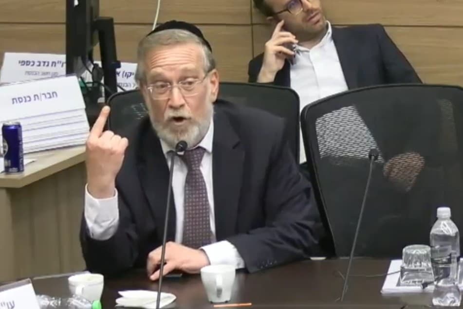 כשבחורי ישיבה זועמים על פינדרוס: "הם טעונים, ובצדק"