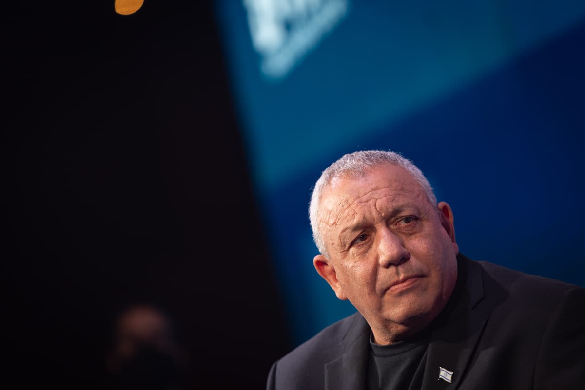 בדומה לאיזנקוט: ראש הממשלה משנה אסטרטגיה