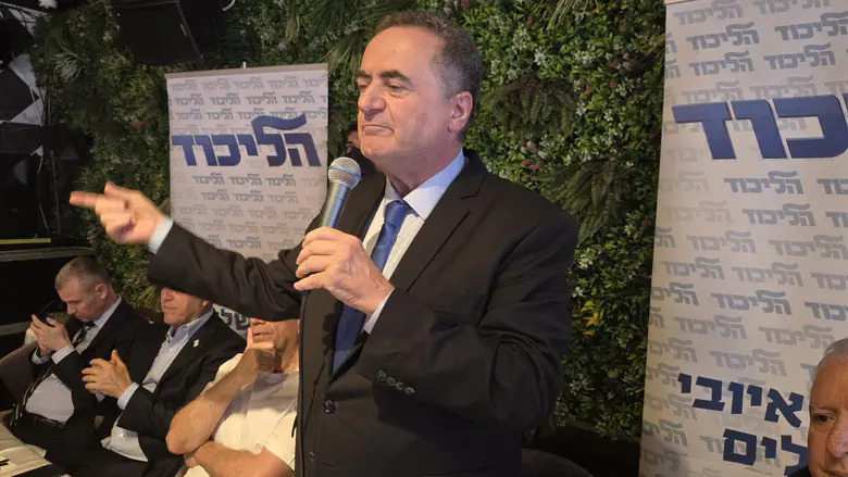 שר הביטחון: אם רק טראמפ יבקש - נצטרף למתקפה על איראן