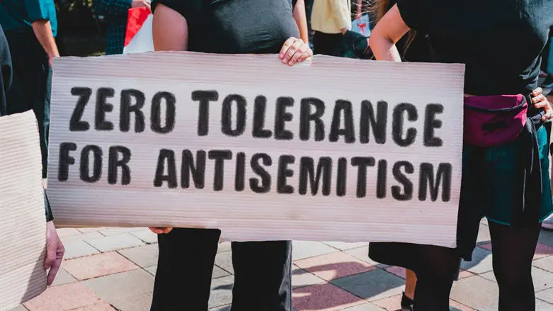Podcast: From European unrest to American antisemitism