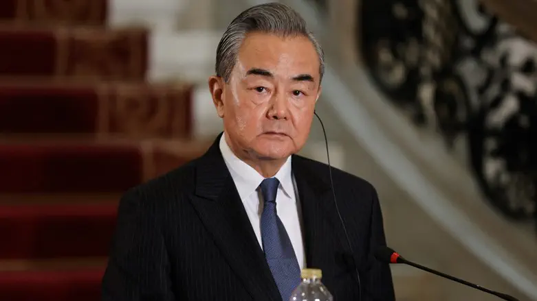 China presses Israel to halt Jewish communities, backs Palestinian state