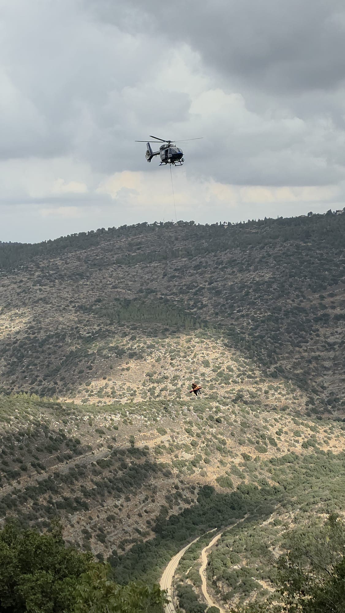 חילוץ מורכב בשבת בהרי ירושלים: בת 60 נפצעה בנחל שורק וחולצה על ידי מסוק