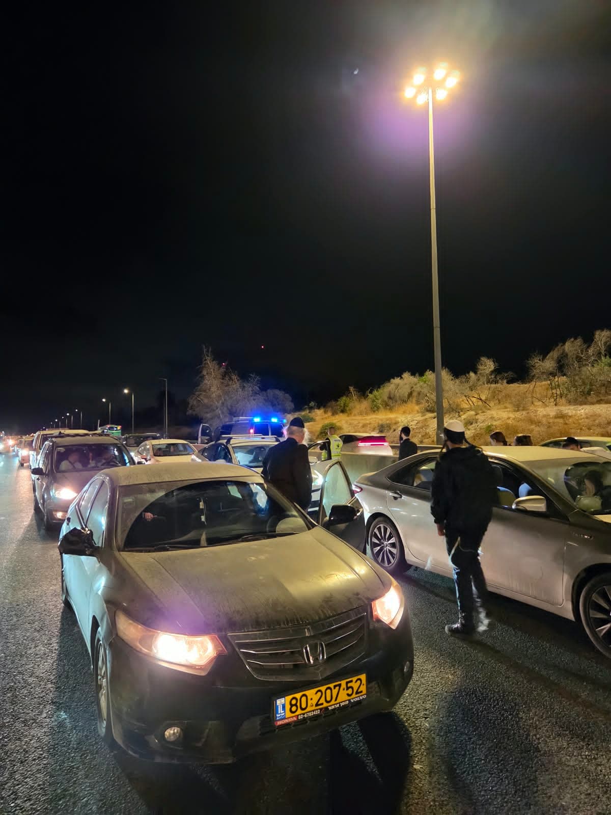 דריכות בירושלים: חשד לחוליית מחבלים המתכננת פיגוע; 2 עצורים בכביש 1