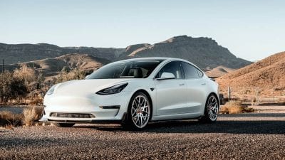 Tesla превратили в электростанцию – владелец показал результат