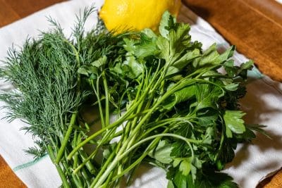Полезная зелень, которая повышает риск появления тромбов