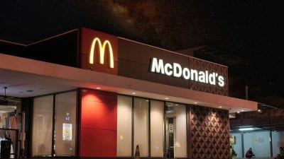 «Мы были в шоке»: израильтян выгнали из McDonald’s