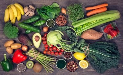 Какие продукты способствуют природной детоксикации организма