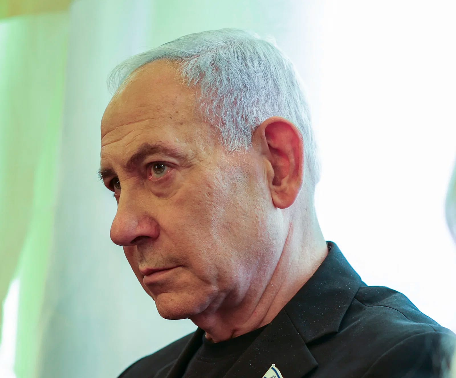 נחשף: נציגים מ-10 מדינות, כולל סעודיה, נכחו בביקור החשאי של נתניהו