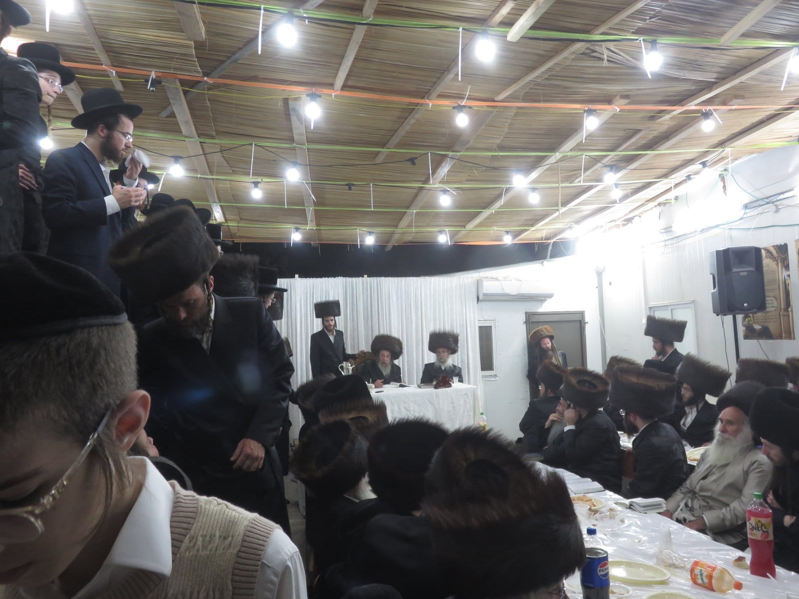 משה רעיא מהימנא: האדמו"ר ערך את שולחנו בליל האושפיז הקרוי על שמו