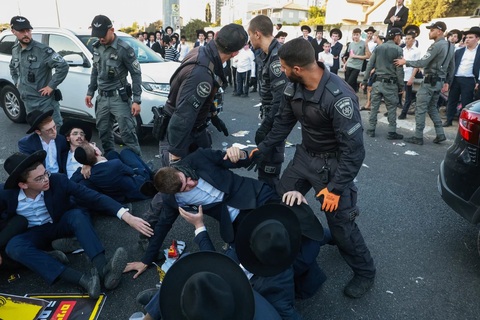 בכיר במפלגות החרדיות: "אנו רואים שוב ש'הפלג הירושלמי' צדק; לא נתמוך בשום ממשלה בלי חוק גיוס"