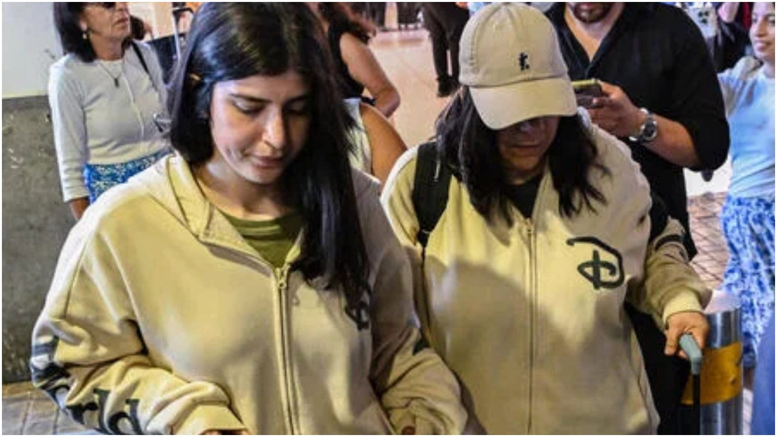 "עברו תקופה מורכבת": הבקשה של נציגת מלי וליאל אחרי חזרתן ארצה