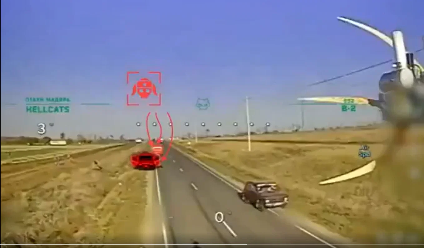פאניקה בכביש: חלף מעל יחידת החיסול וגרם להתנגשות חזיתית