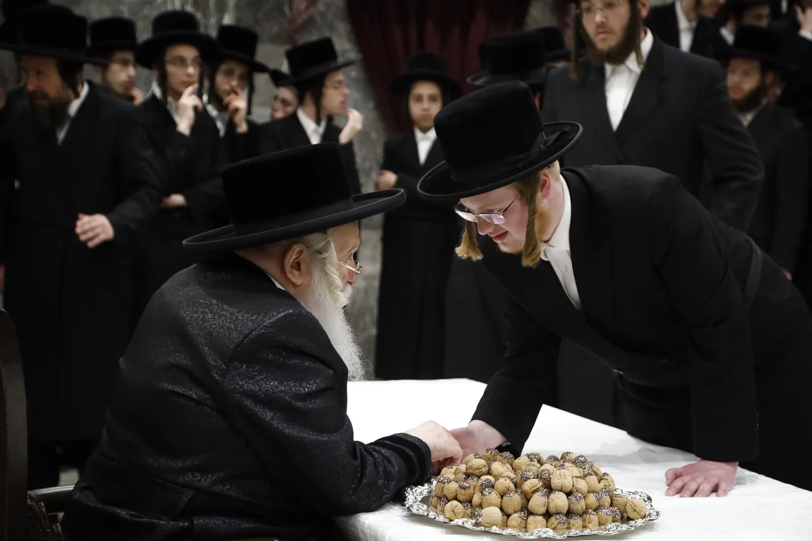 לקראת החזרה לארץ; השמירה הייחודית שקיבלו בחורי באבוב מהאדמו"ר