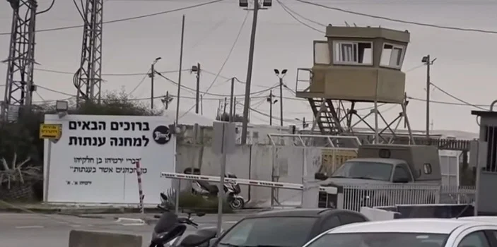 נסע לסיני בלי רשות | הסיפור המלא מאחורי סערת מעצרו של החייל חסיד ויז'ניץ - שהתגייס מרצון