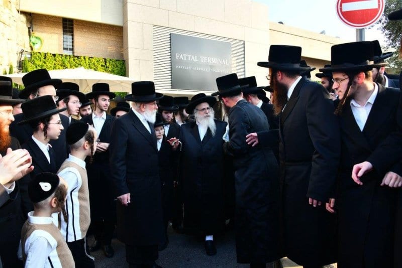 Klausenburg Rebbe to Make Surprise Visit to Israel This Week