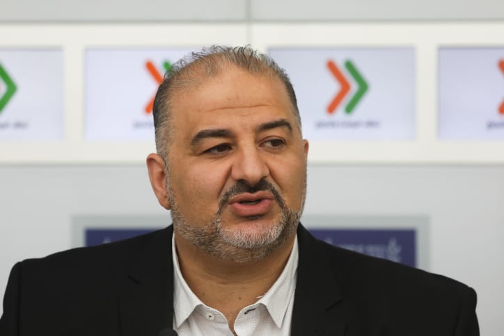 Former Intelligence Officer Warns Against Ra'am Joining Coalition