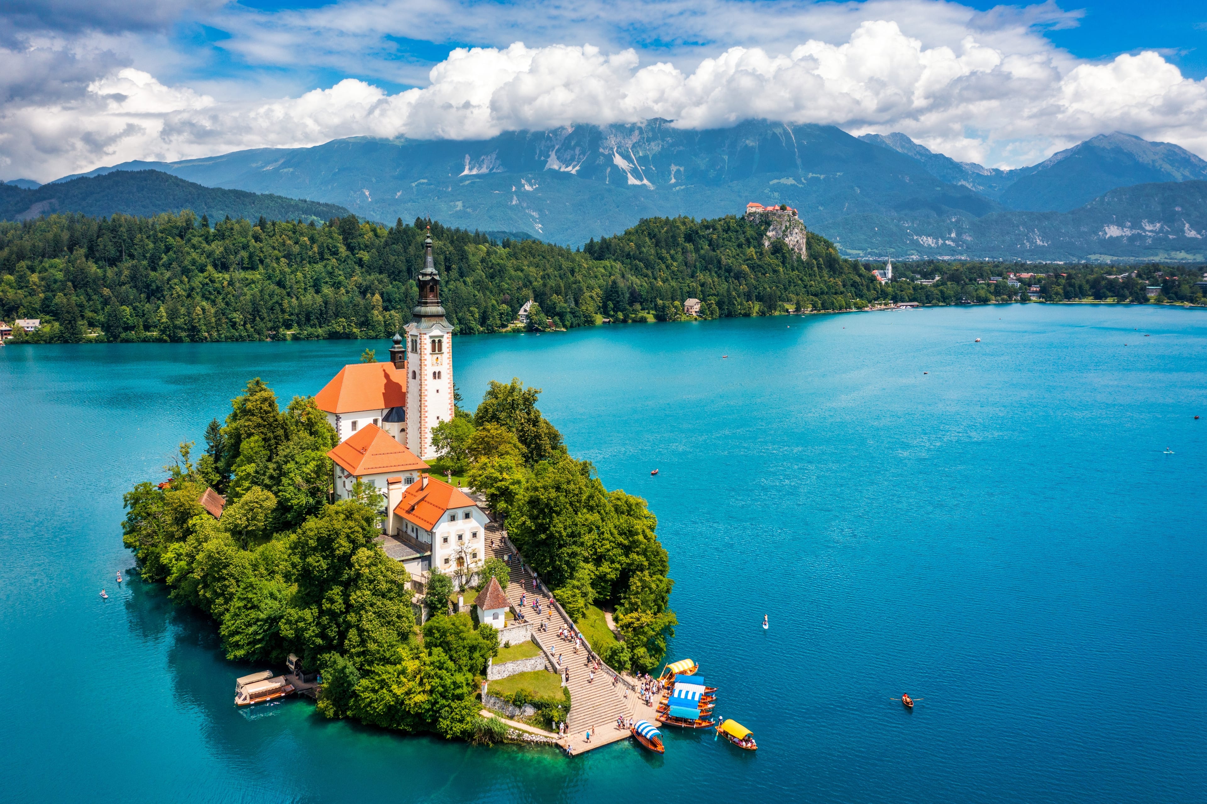 Slovenia Reopens Fully To Israeli Tourists Following Government Shift