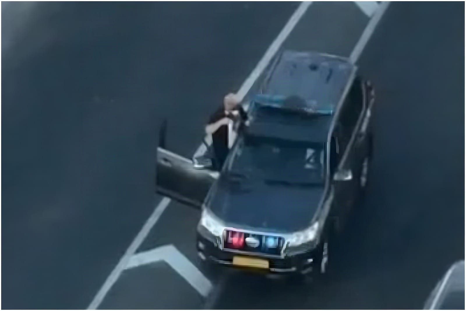 Security Guard in Netanyahu Convoy Drew Long Weapon During Tel Aviv Drive