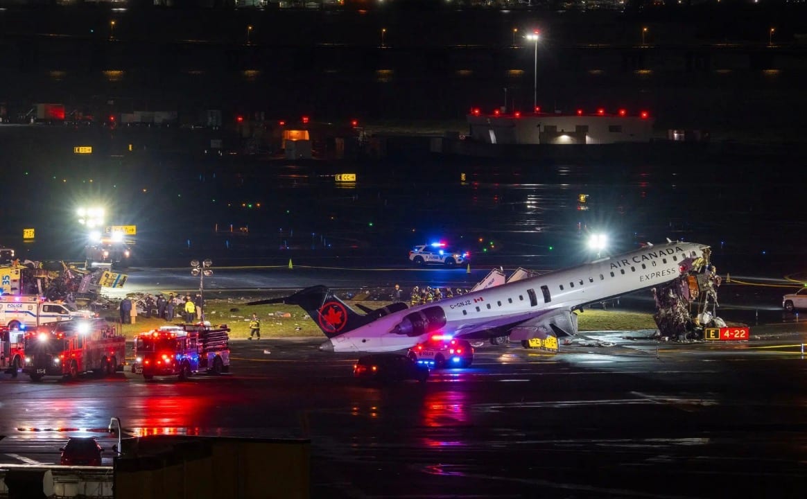 LaGuardia Tower Investigation: Federal Aviation Administration Moves To Terminate Controllers Who Left Early Before Fatal Runway Collision