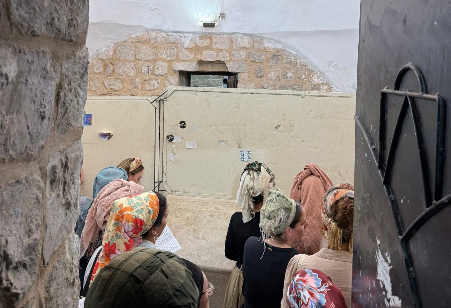 Thousands Visit Joseph's Tomb for Pre-Rosh Hashanah Prayers