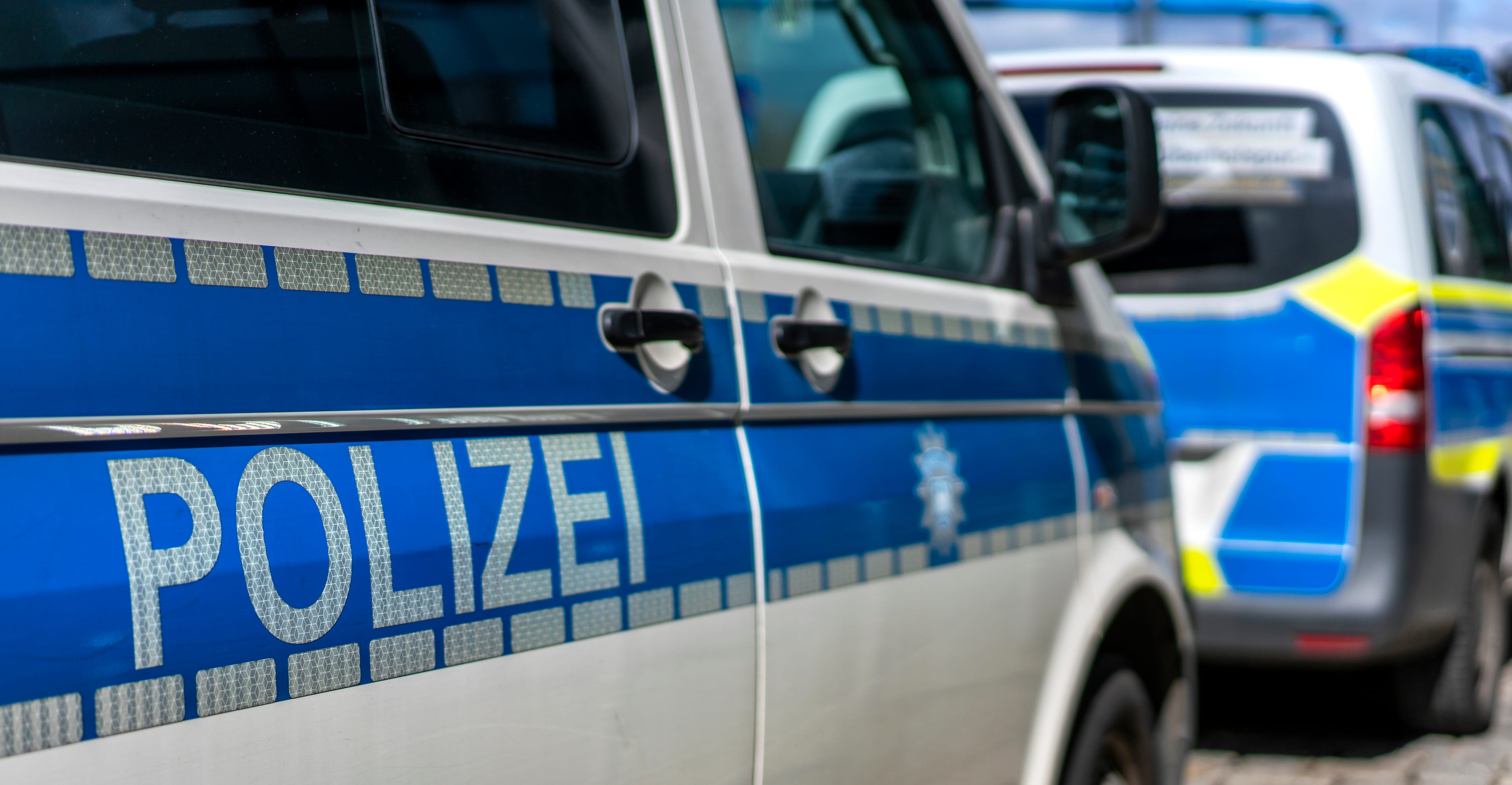 BERLIN: Woman Attacked with Glass Bottle for Wearing Star of David Necklace