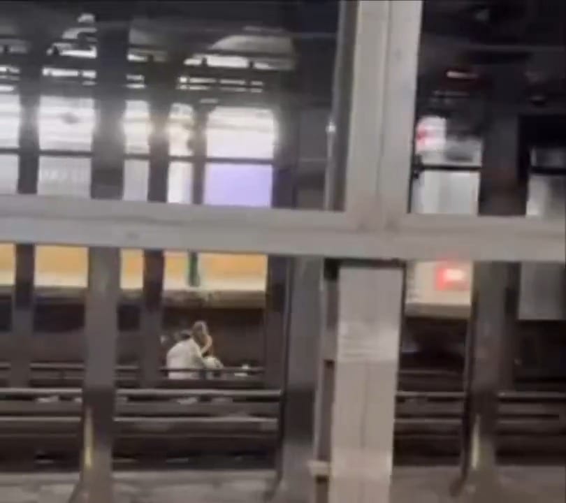 Two 24-Year-Olds Sit Down on Subway Tracks in Manhattan — and Are Killed