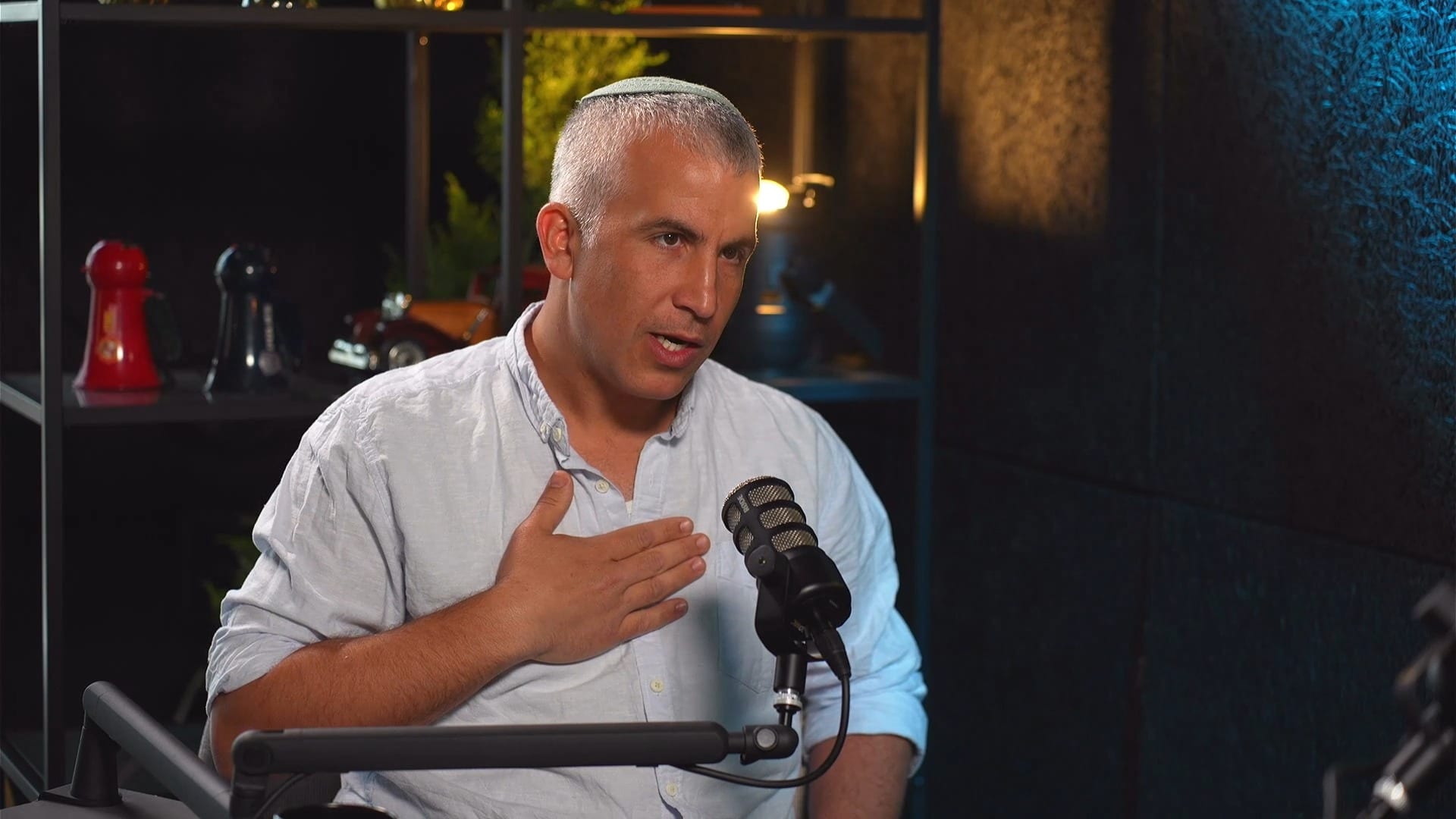 Bereaved Brother Erupts at Defense Minister Katz Over Hamas Kidnap Prep
