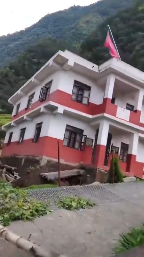 Nepal Collapses under Devastating Floods; Government Building Swept into Raging river