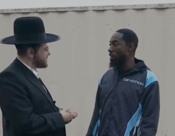 Hershy Weinberger Meets Viral FedEx Driver Who Sings His Songs | WATCH