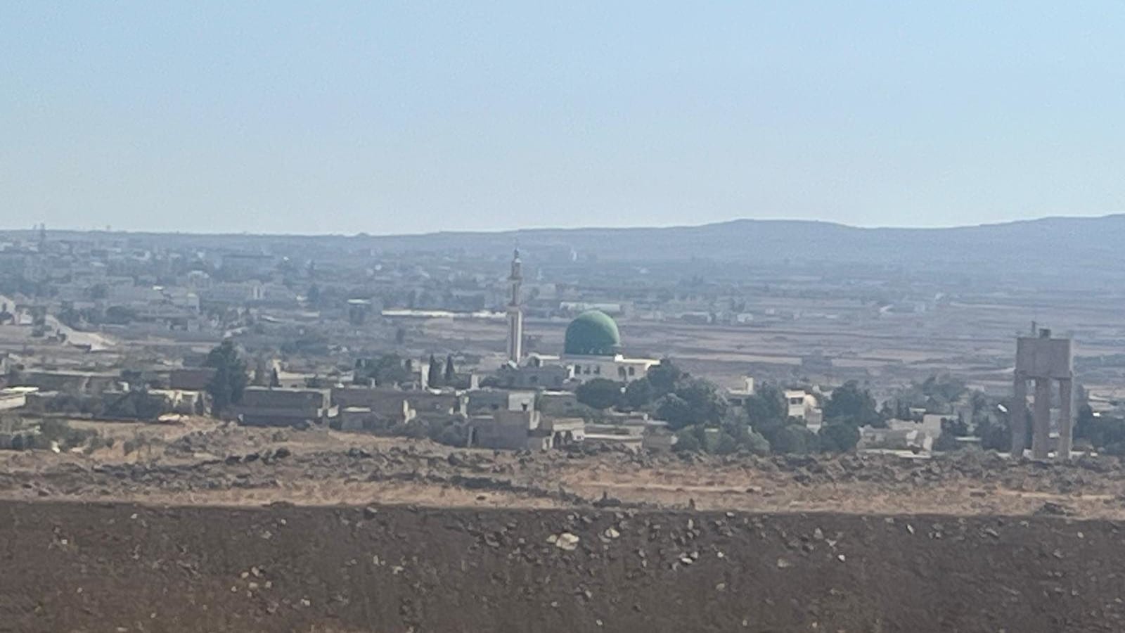 לא רחוק מגבול טורקיה: תקיפות אוויריות חריגות הרעידו את סוריה