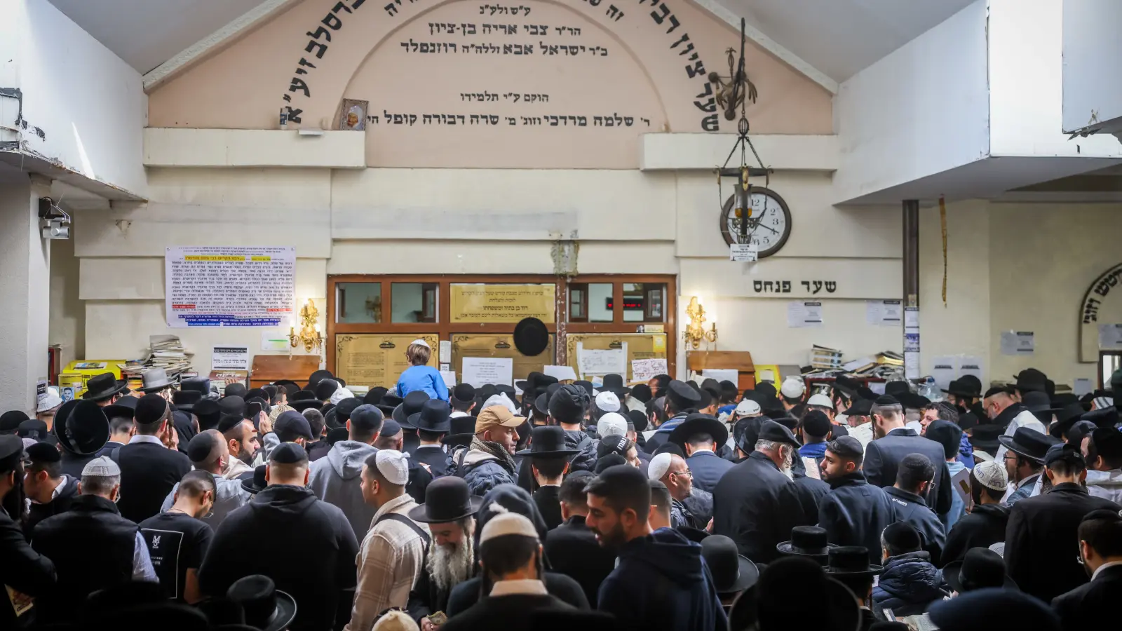 לא רק חסידי ברסלב: הפנים האמיתיות של הנוסעים לאומן
