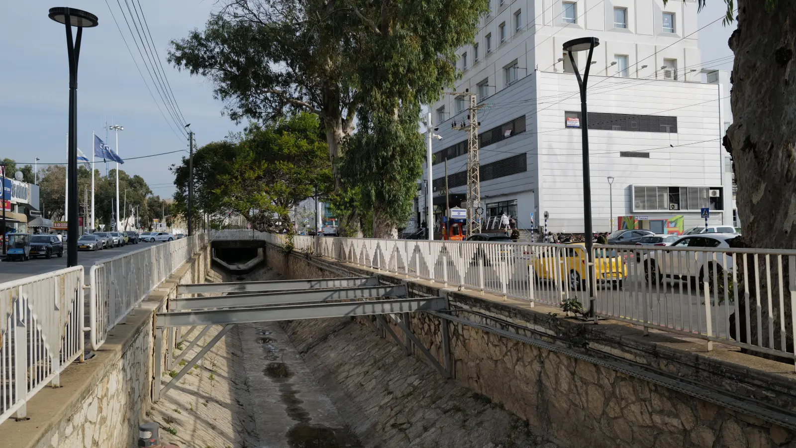 ראש העיר הגיש תלונה במשטרה: "סוחטים אותי באיומים"
