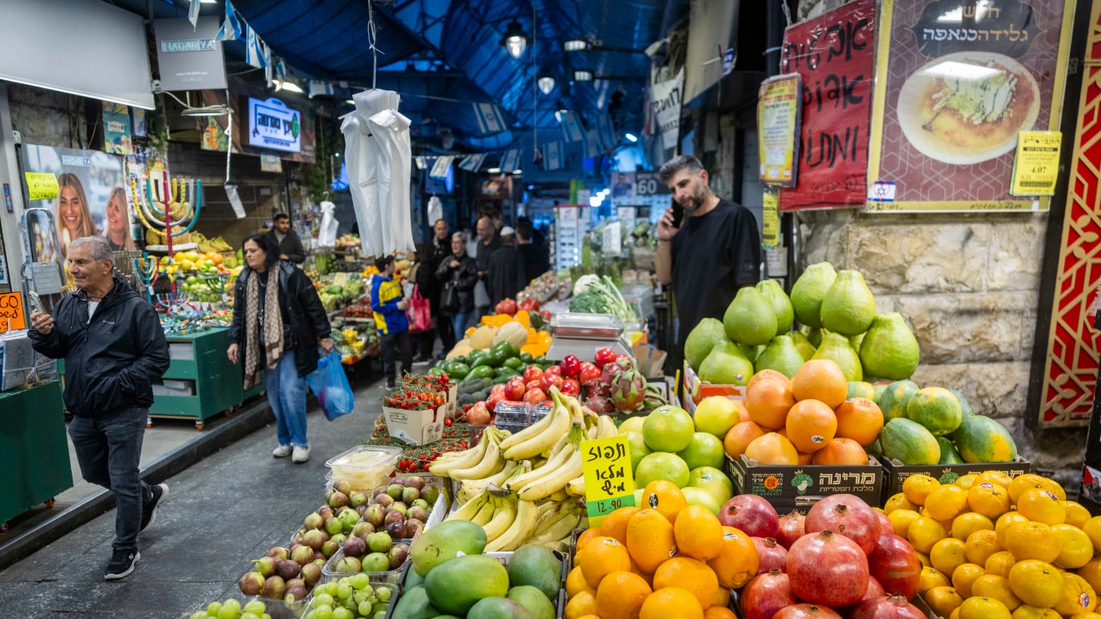 הבסטה נשארה, ההצבעה השתנתה: מה קורה במעוז הימין? | שיר לי גולן